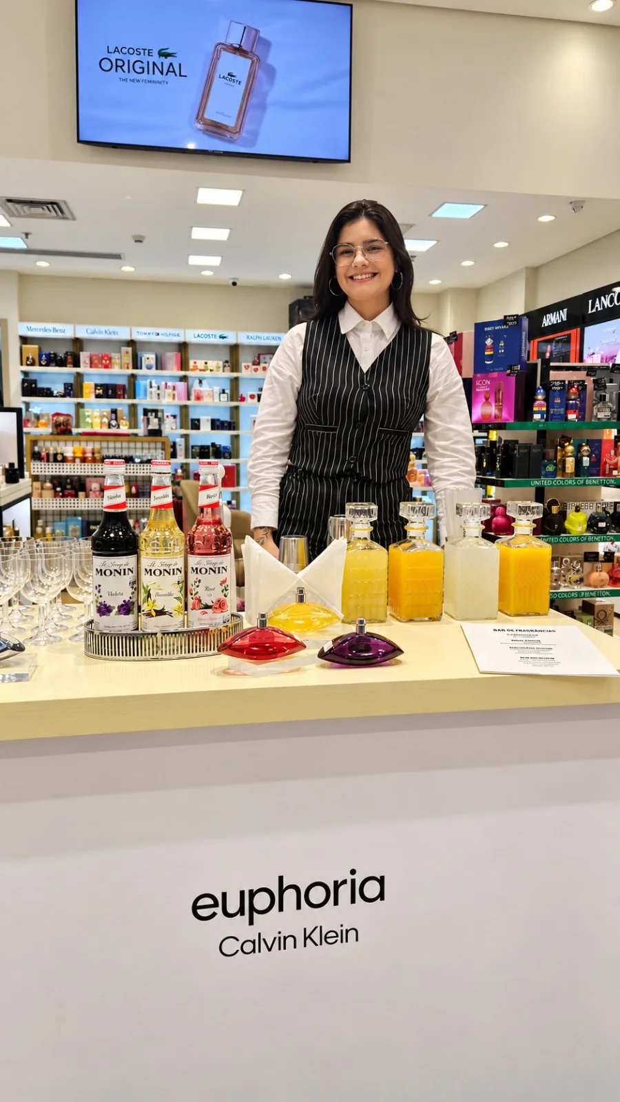 Bartender Delicious Drinks na estação Euphoria Calvin Klein